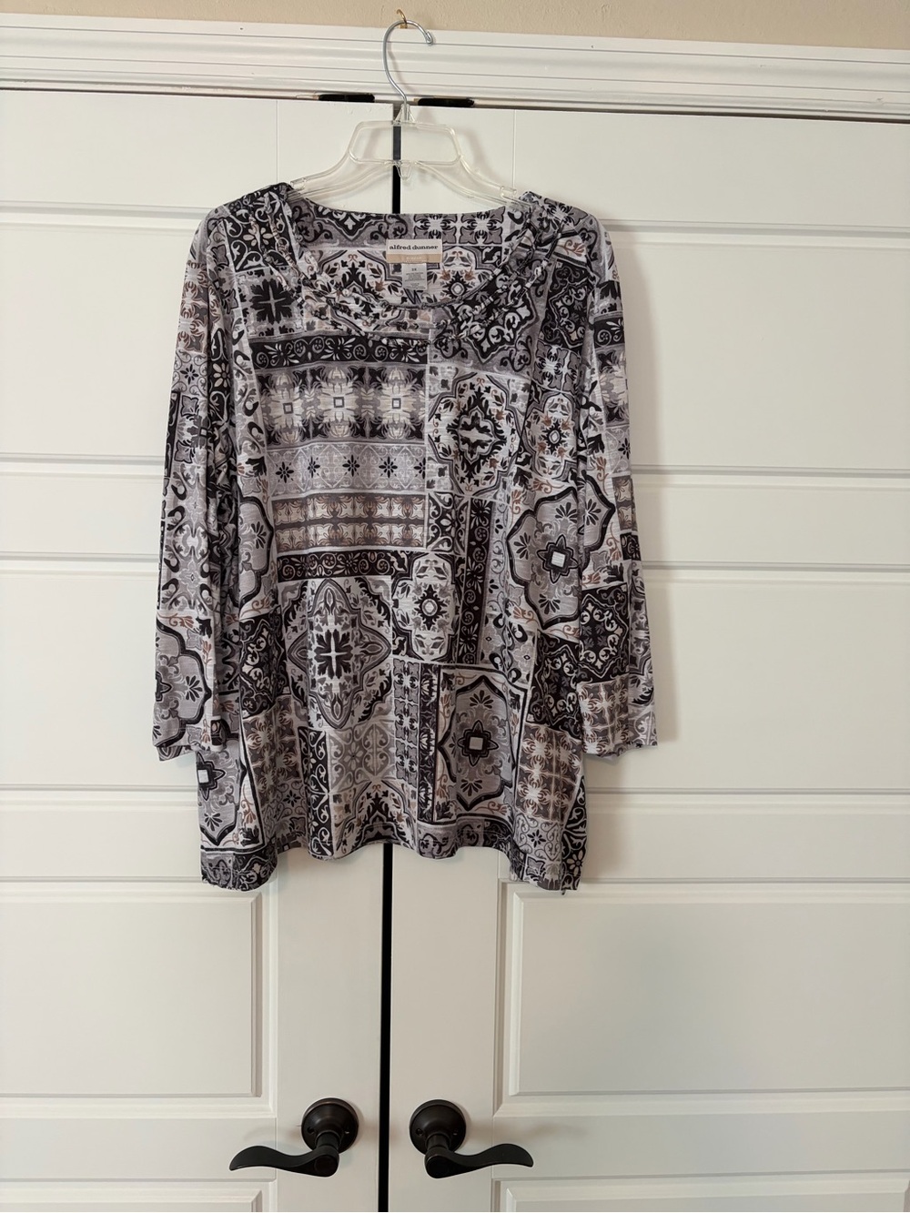Alfred Dunner Black & White Printed 3/4 Sleeve Tunic Top